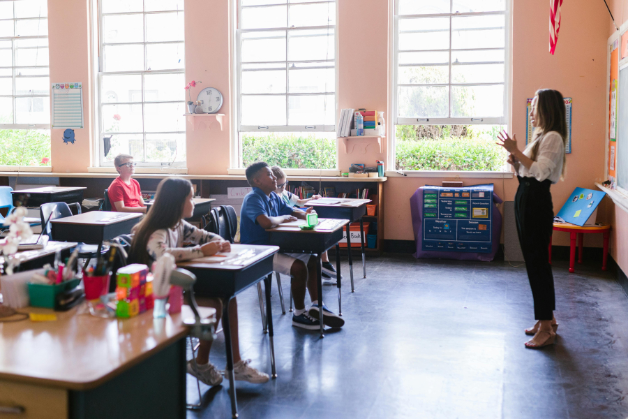 Instituto Alana lança pesquisa internacional sobre formação continuada de professores para fortalecer a educação inclusiva